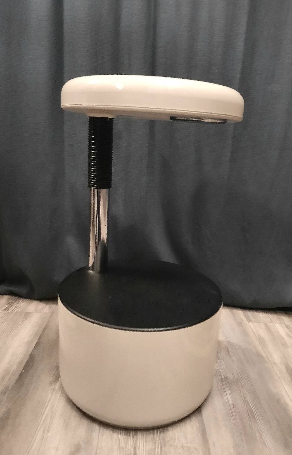 Velca Legnano 60s bar stool