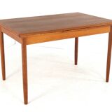 Extendable rectangular dining table "Horsbyg" - Danish design in teak