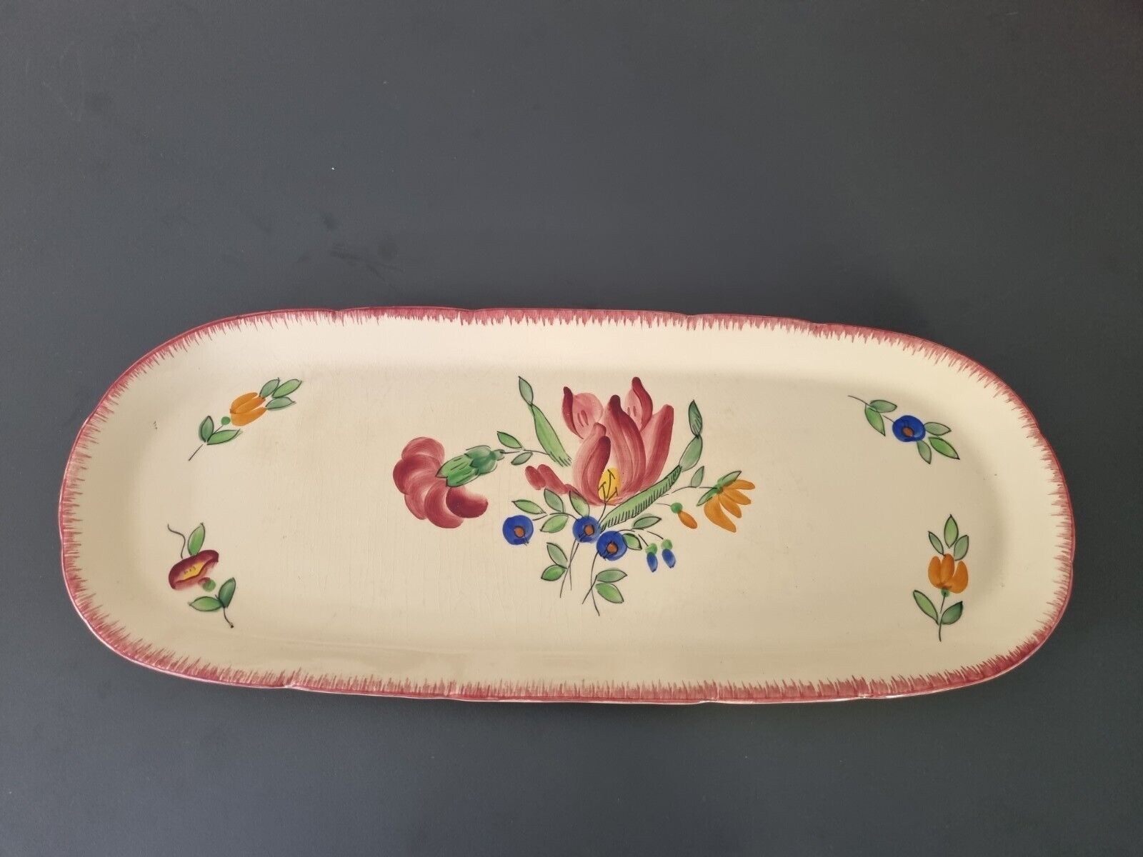 Trianon model cake dish in earthenware from Longchamp