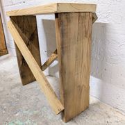 Petit banc rustique