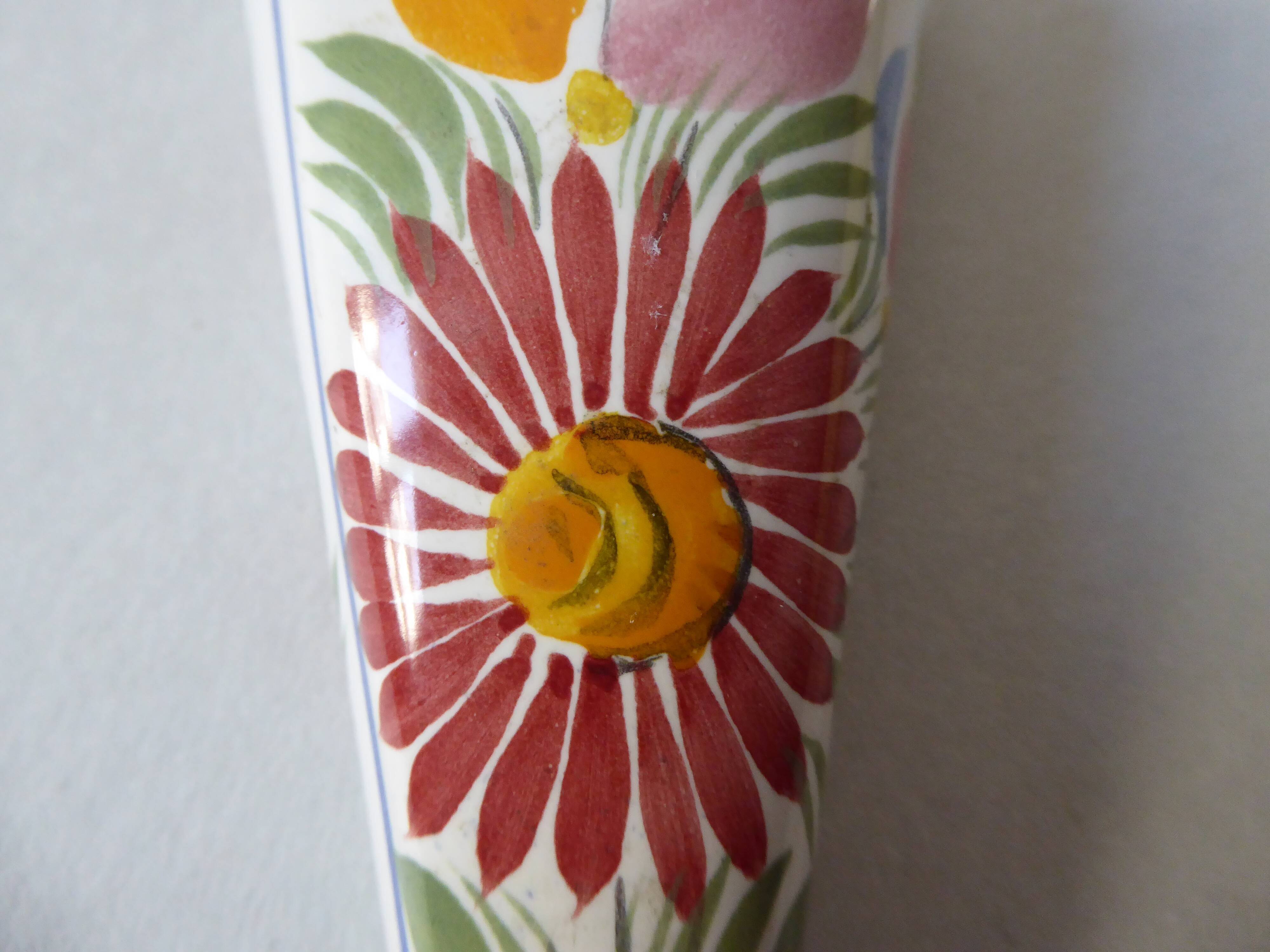 Quimper's earthenware bouquetière