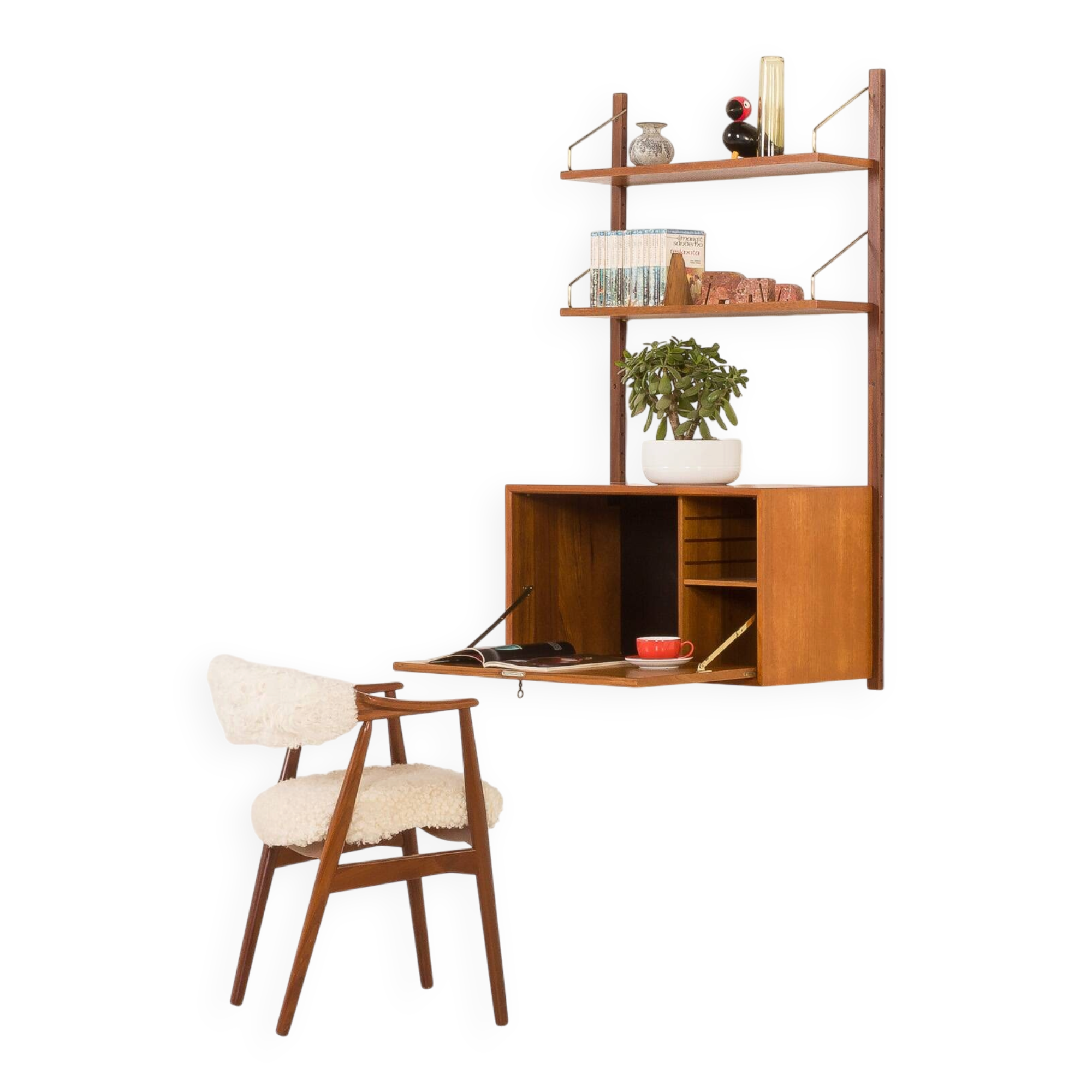 Poul Cadovius teak shelving wall unit with a bureau, Cado 1960s