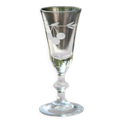 6 vintage 60's liqueur glasses in their original box.