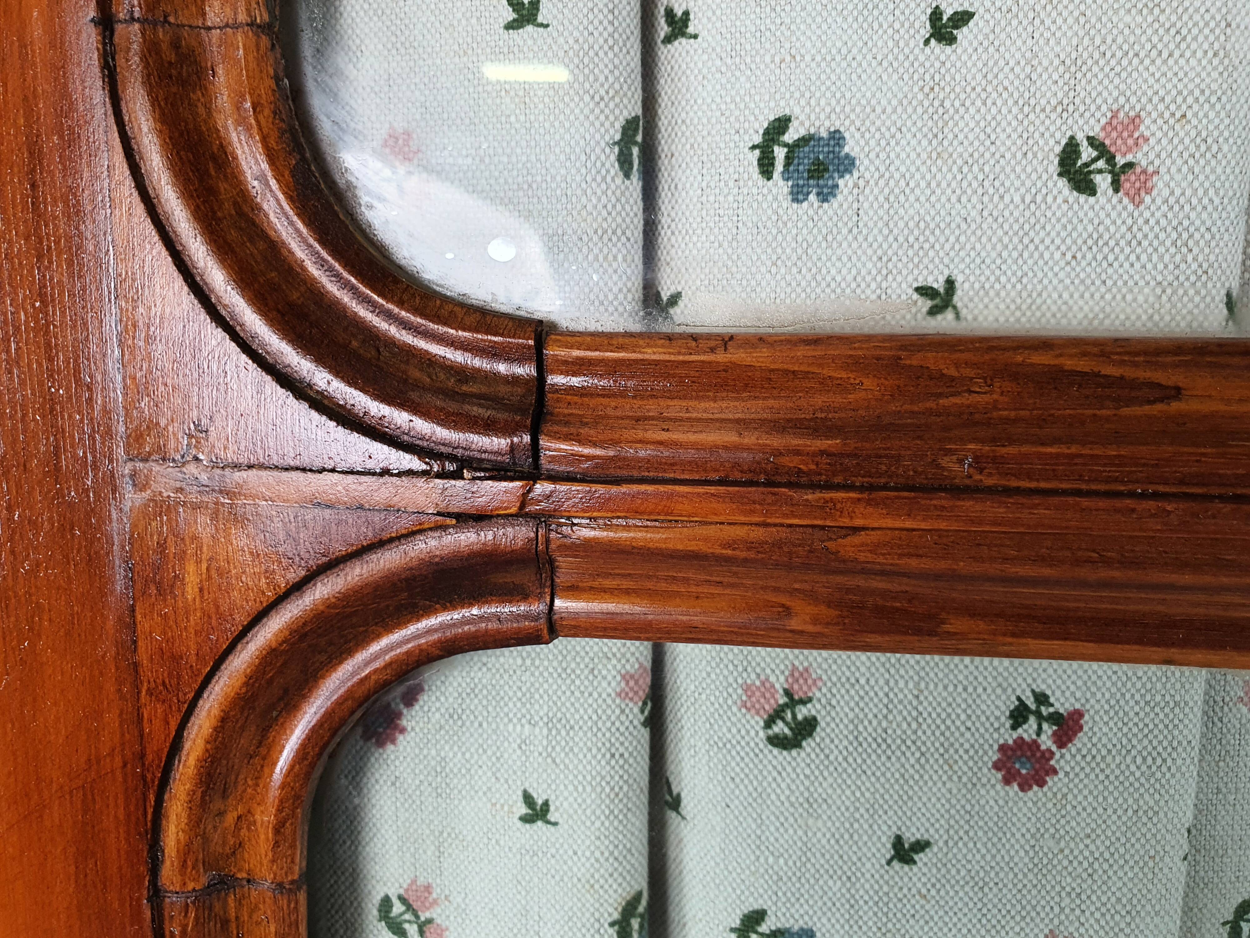Rustic Wardrobe in Fir with Curtains