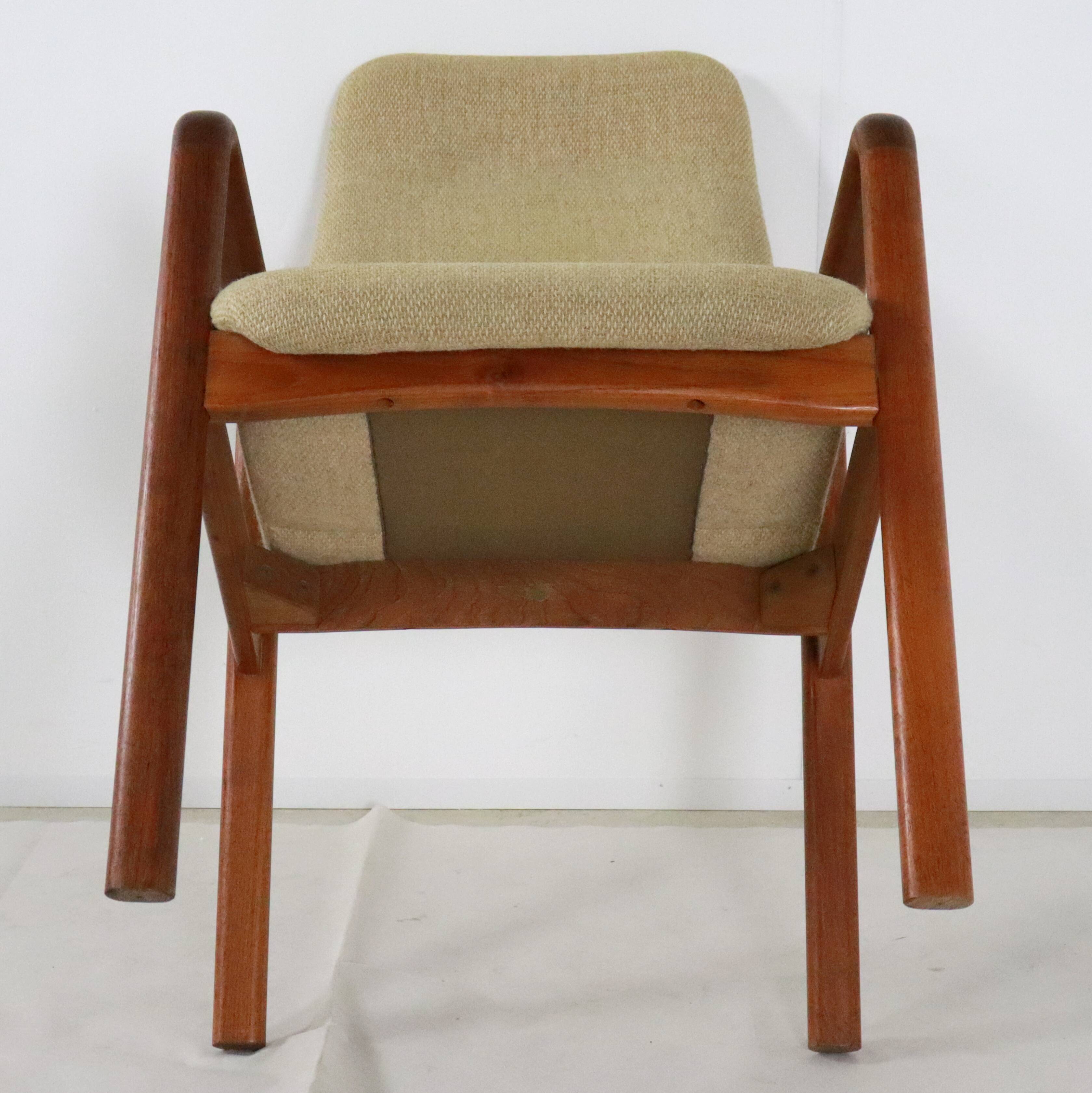 Dyrlund armchair 'Stukbaer'