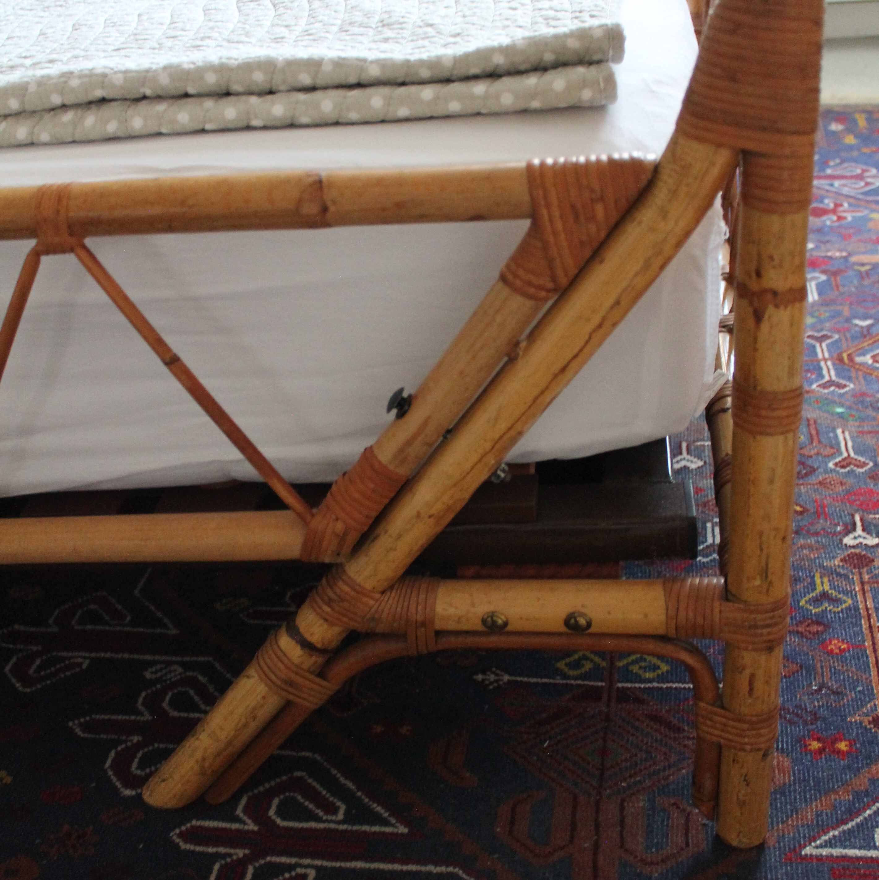 Vintage rattan bed for 1 person