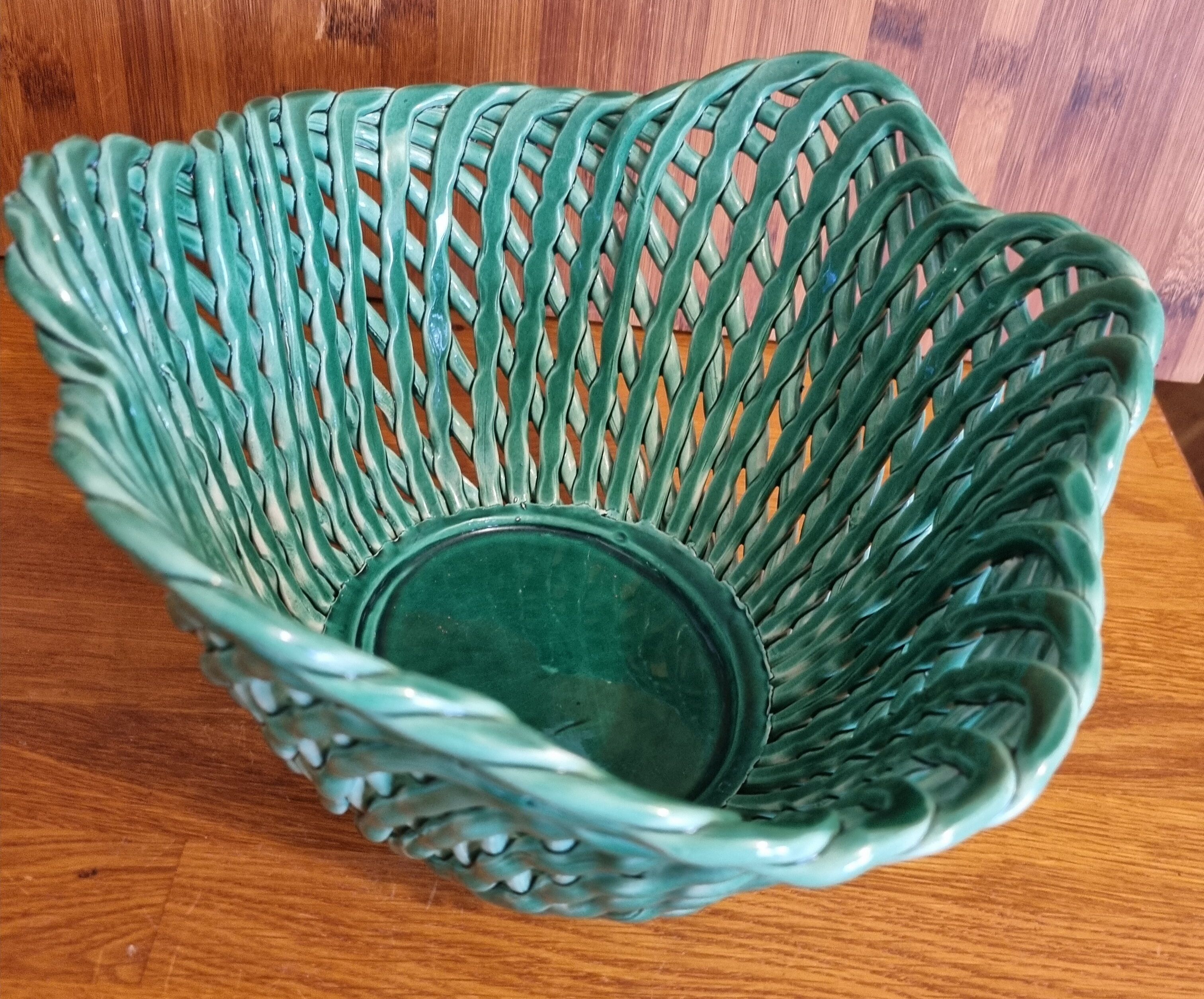 Vintage pot cover in woven slip green basket