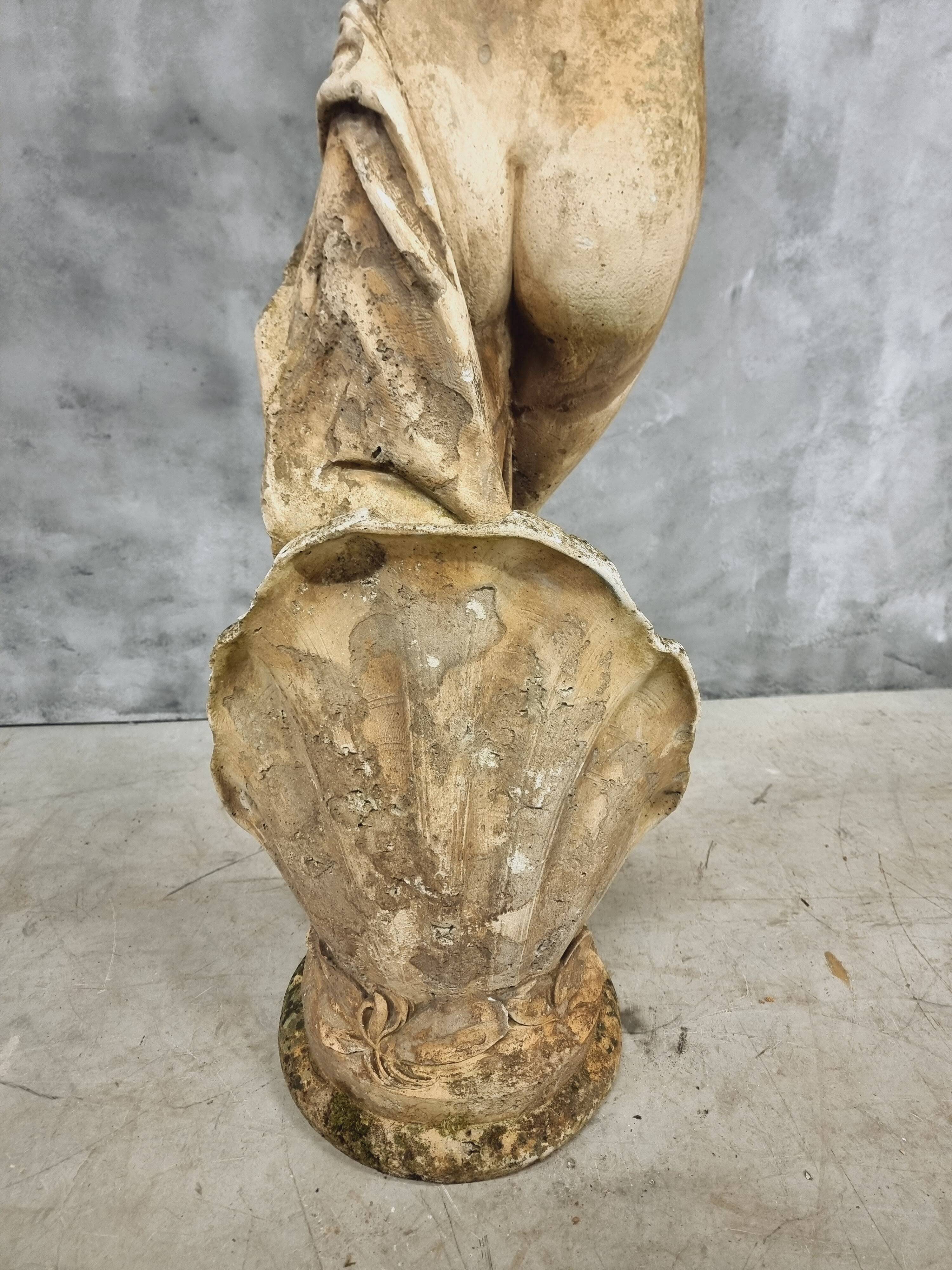 Statue de jardin ancienne en pierre sculpture française hauteur 175 cm