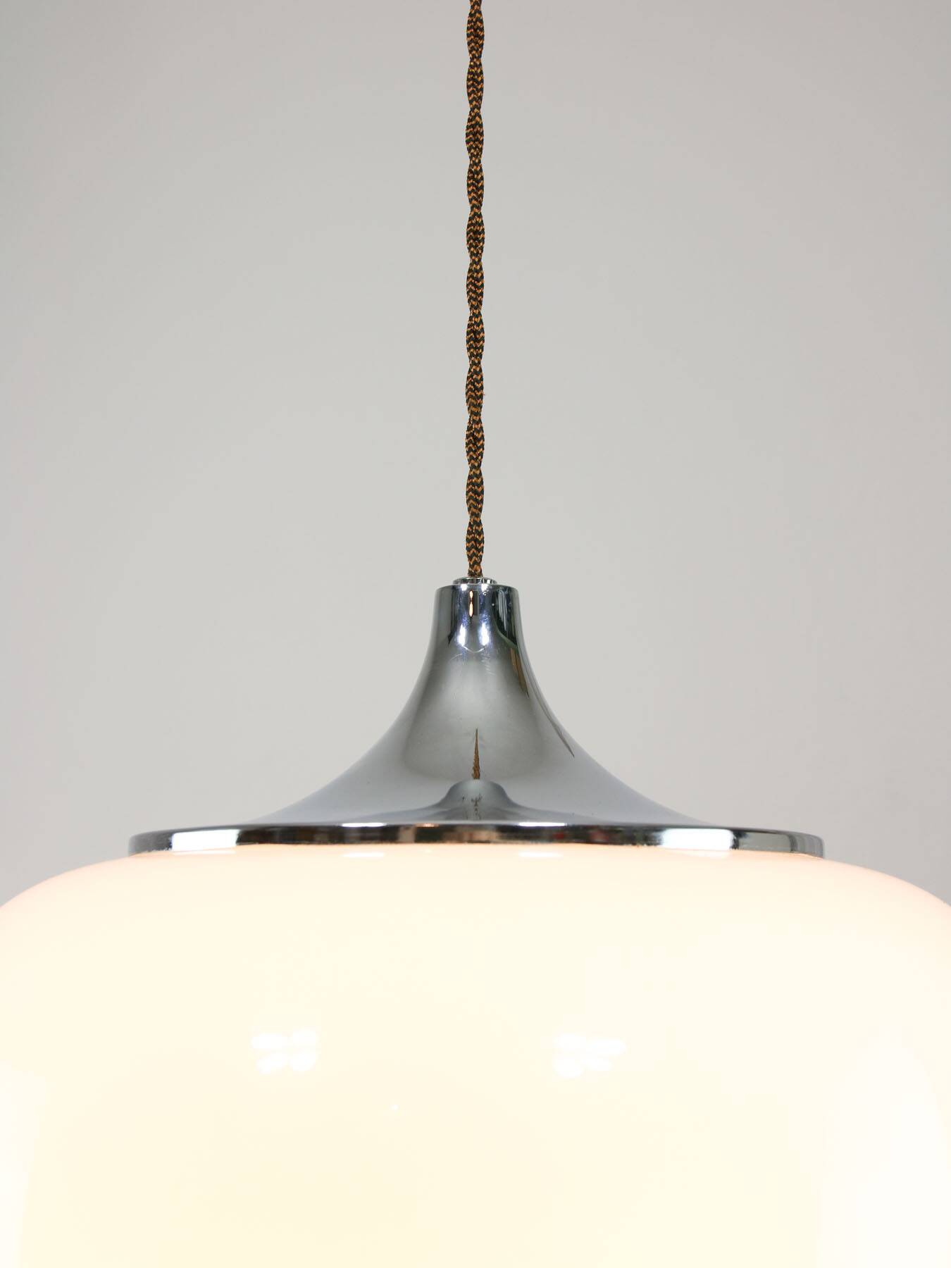 White Space Age Pendant Lamp from Guzzini