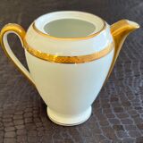 Ensemble de sucrier, pot à lait et théière