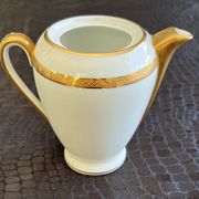 Sugar bowl, milk jug and teapot set