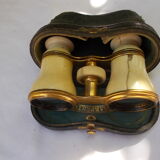 Opera or theatre twins