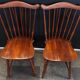 Paire de chaises Windsor à fuseaux