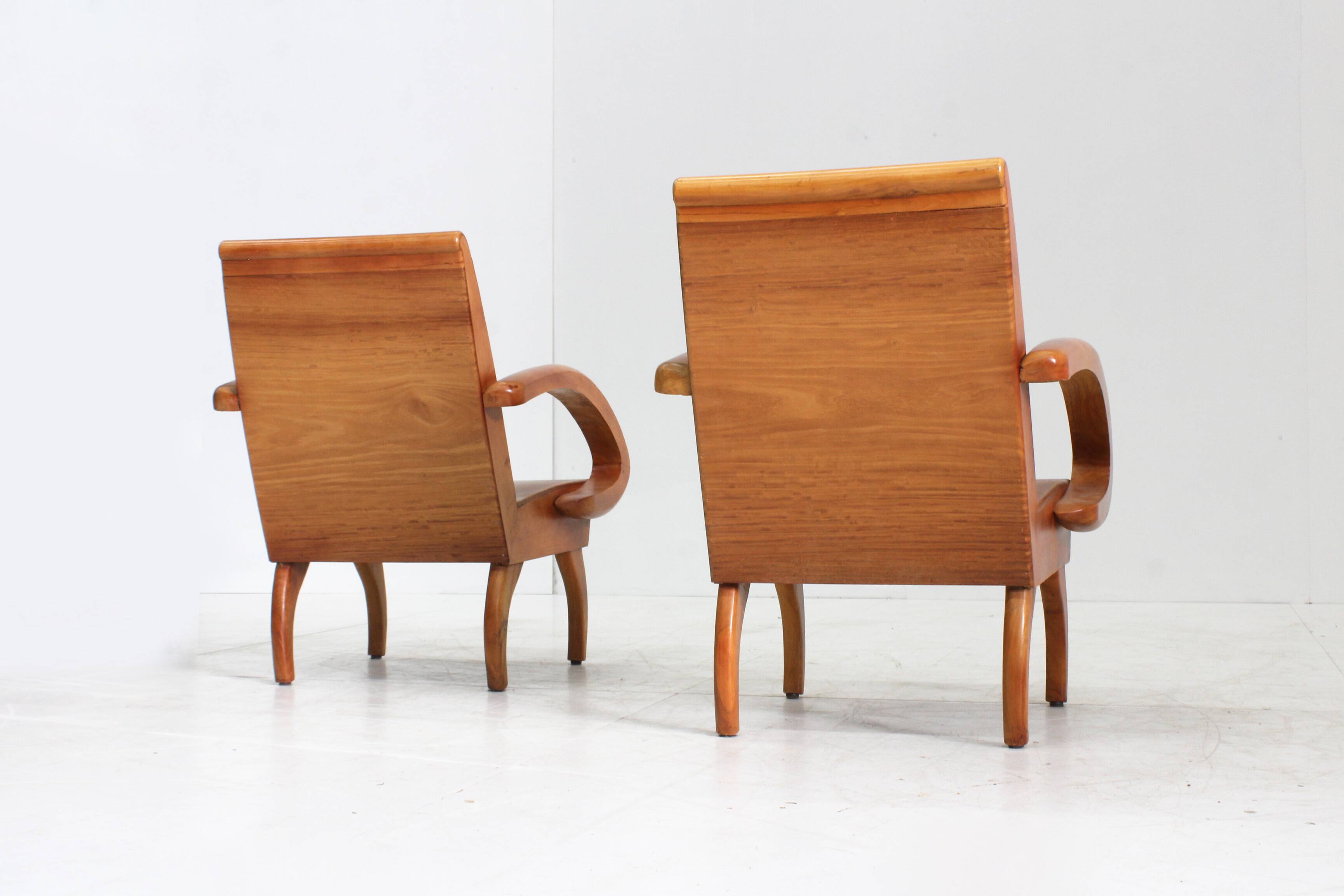 Ensemble de fauteuils du milieu du siècle en bois courbé