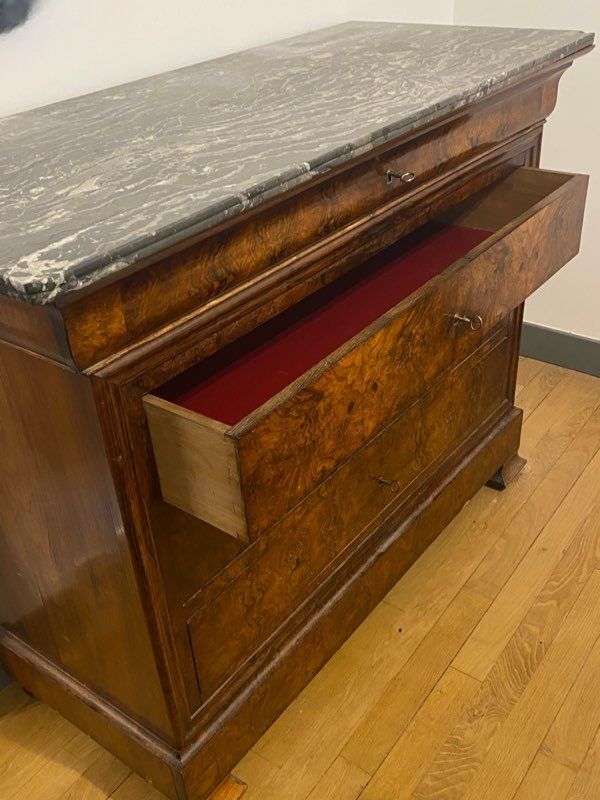 Commode ancienne