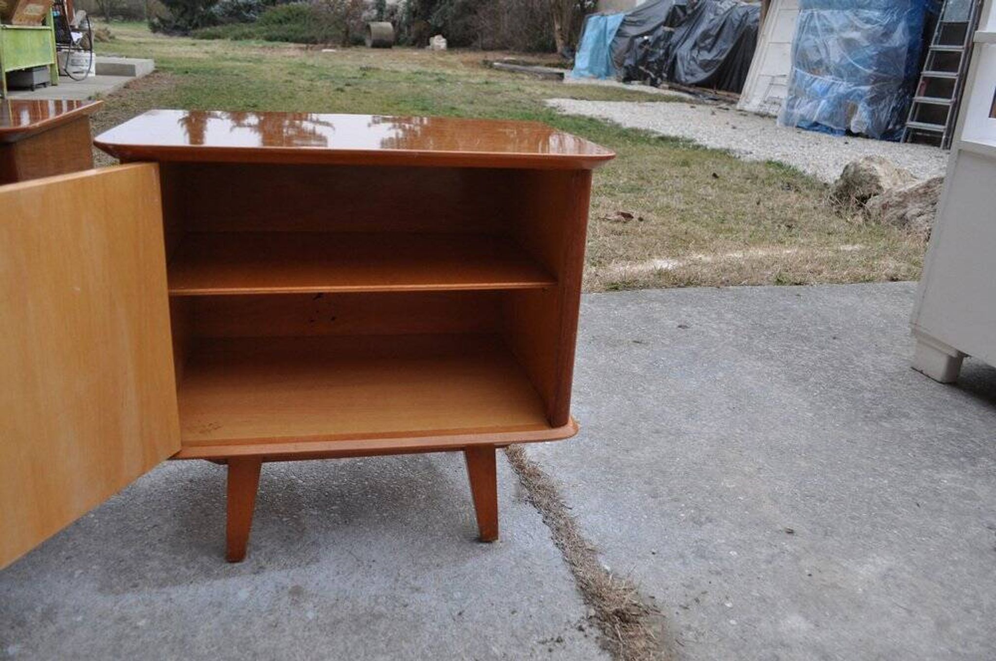 Pair of mid-century brown lacquered wooden bedside tables – 1950s, Czech Republic