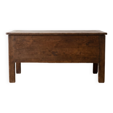 Coffre, pétrin ancien en bois