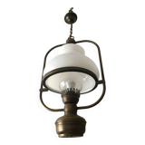 Lustre /suspension ancienne avec opaline /lampe à pétrole
