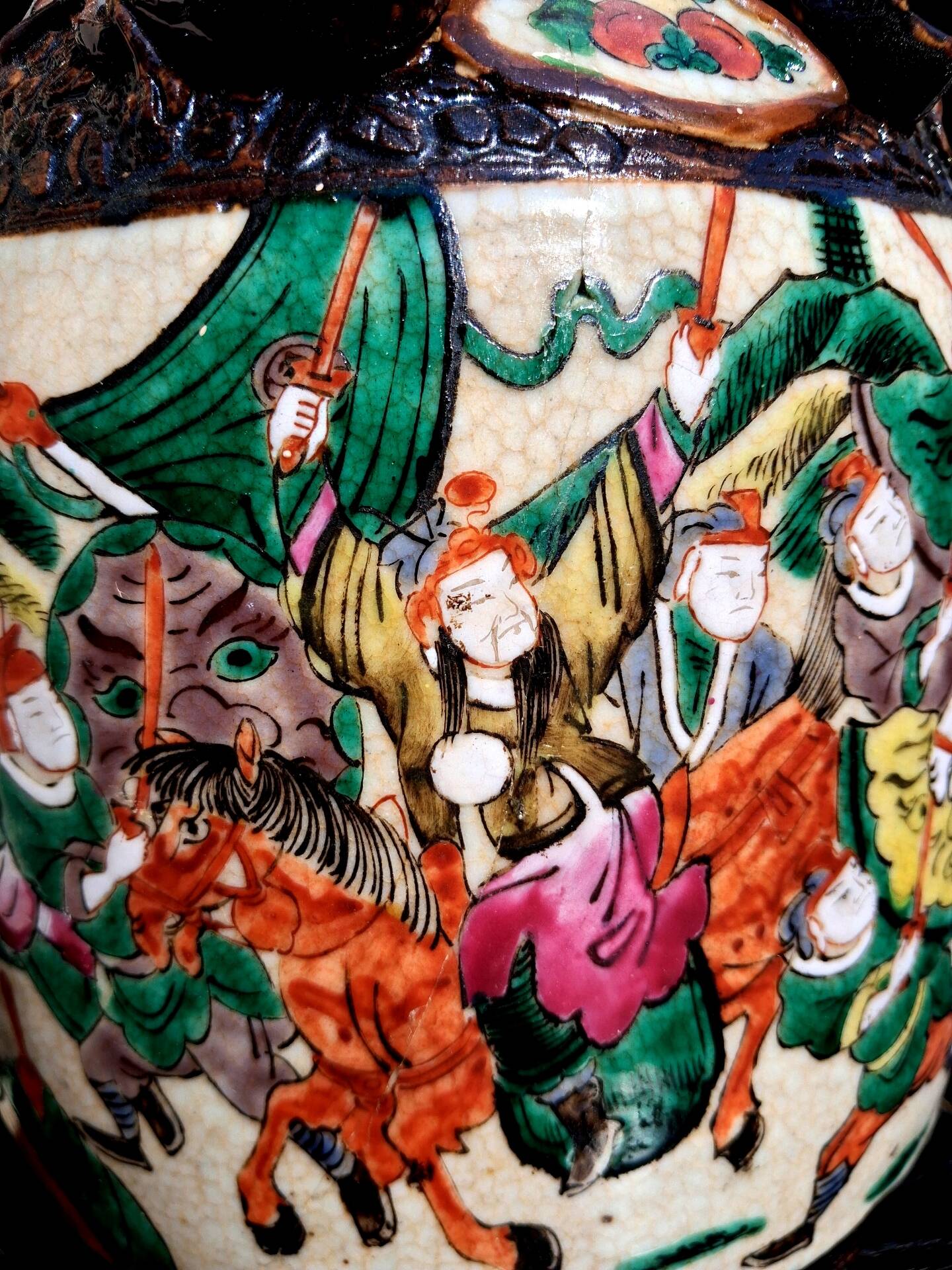 Pair of large ceramic vases from Nanking, China, Asian decor.