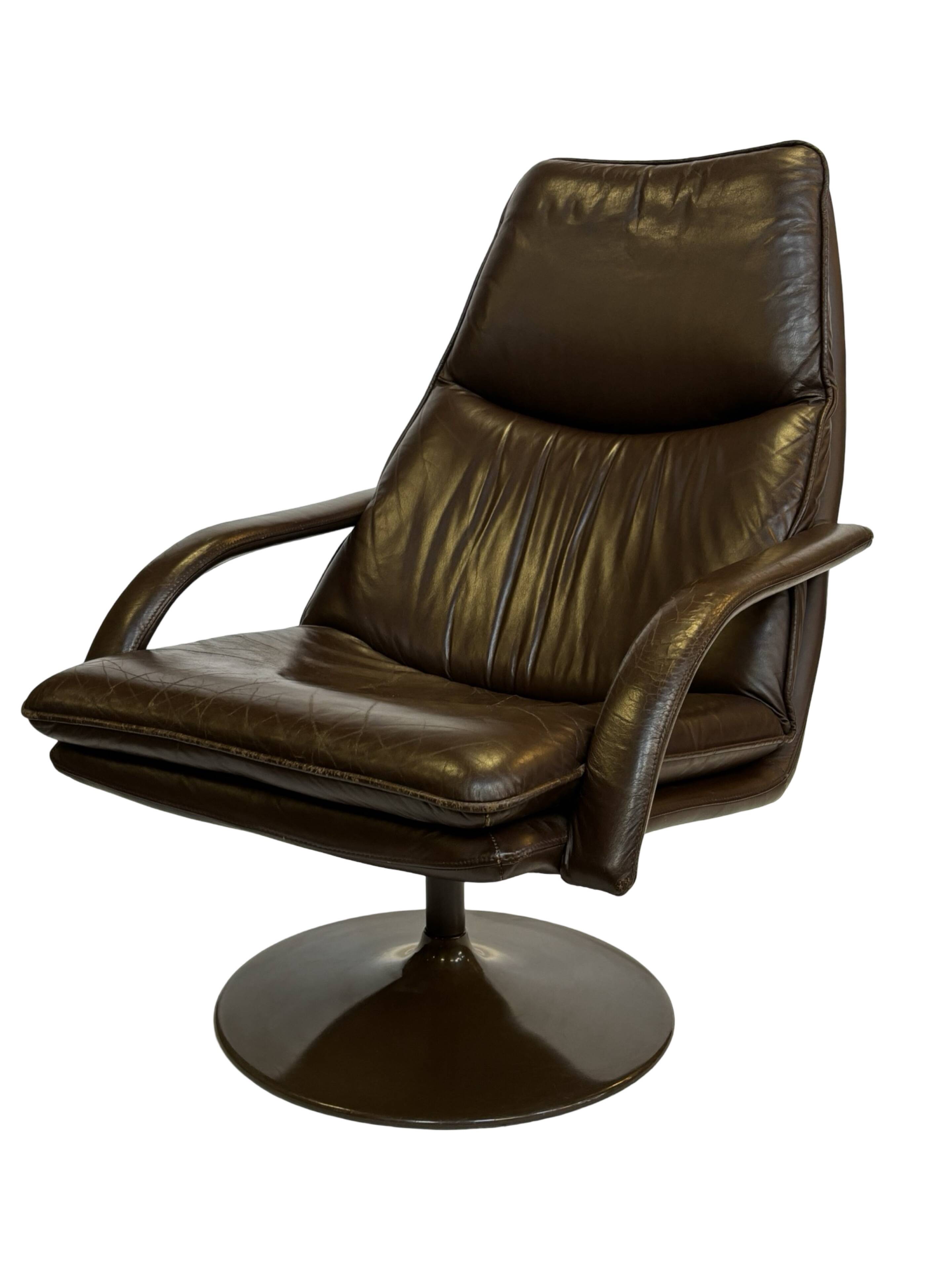 Vintage Artifort lounge chair Geoffrey Harcourt Design Easy Chair