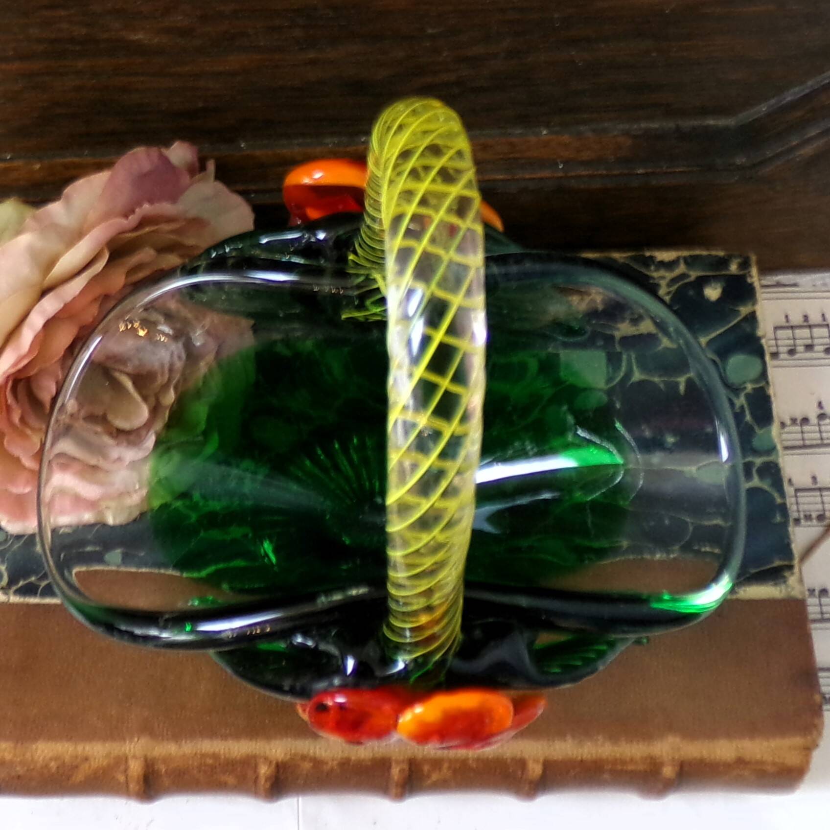 Green Murano glass basket/trinket dish