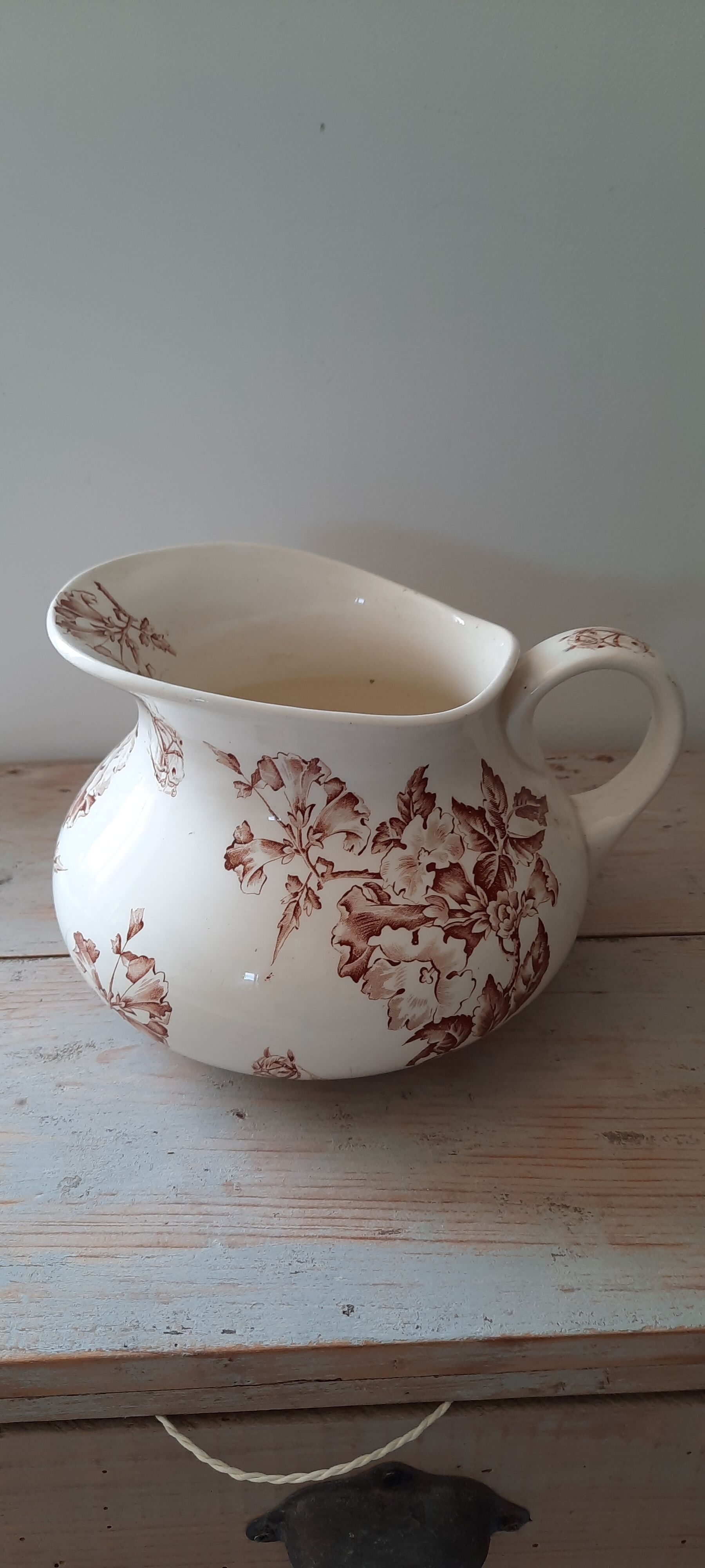 Broc de toilette ancien Jasmin de Luneville