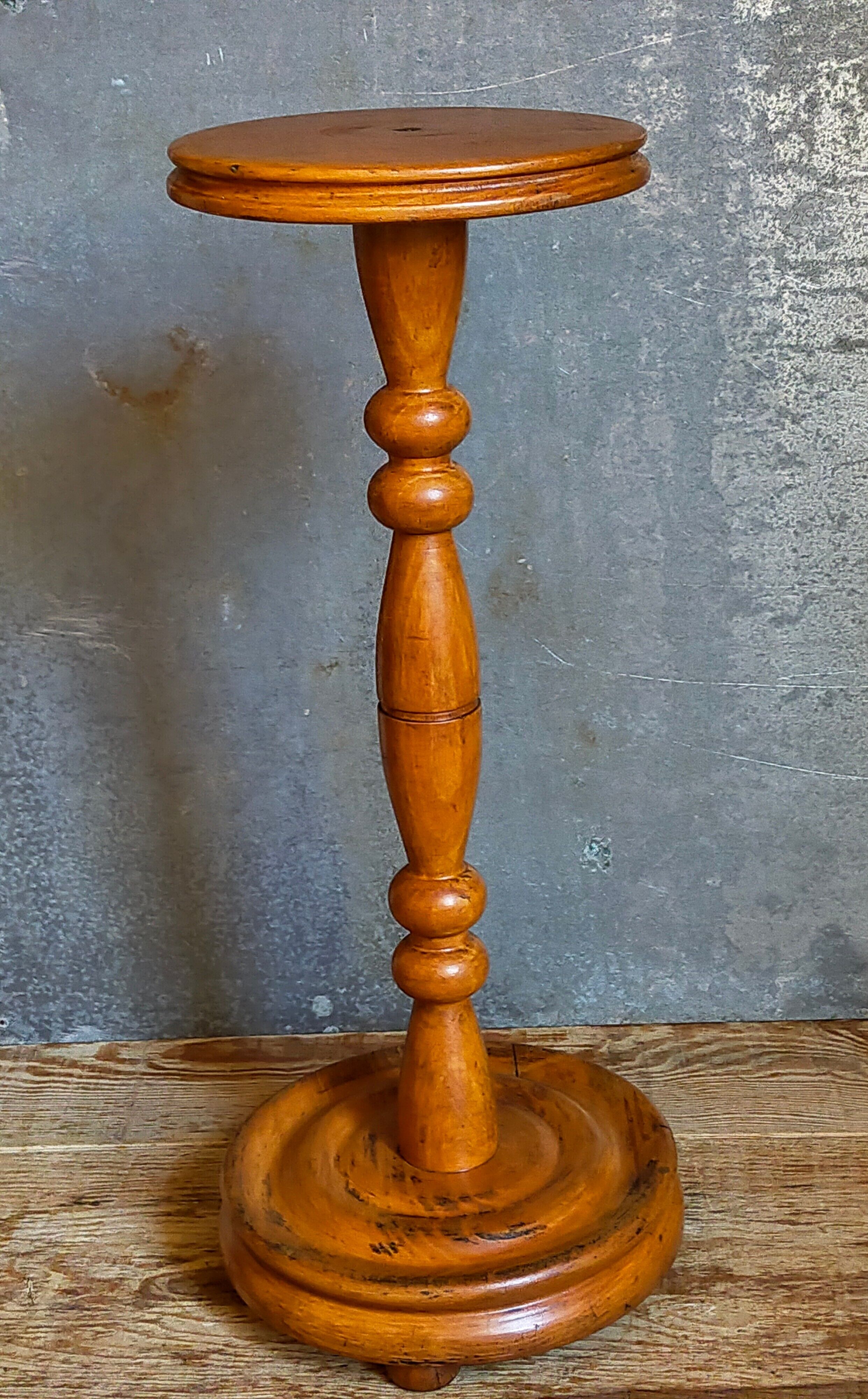 Plant harness in solid wood turned vintage