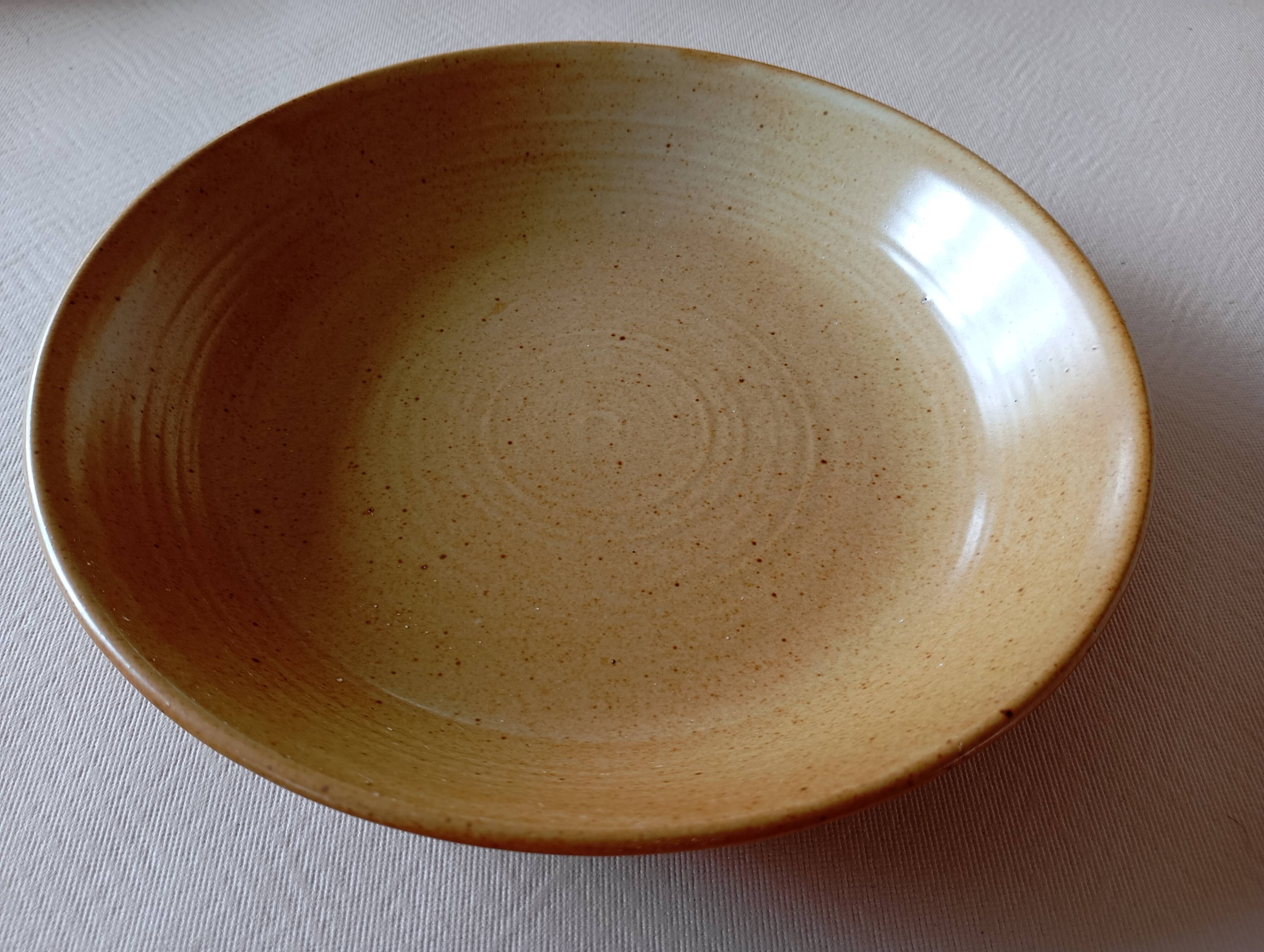 6 CNP Village stoneware skullcap plates