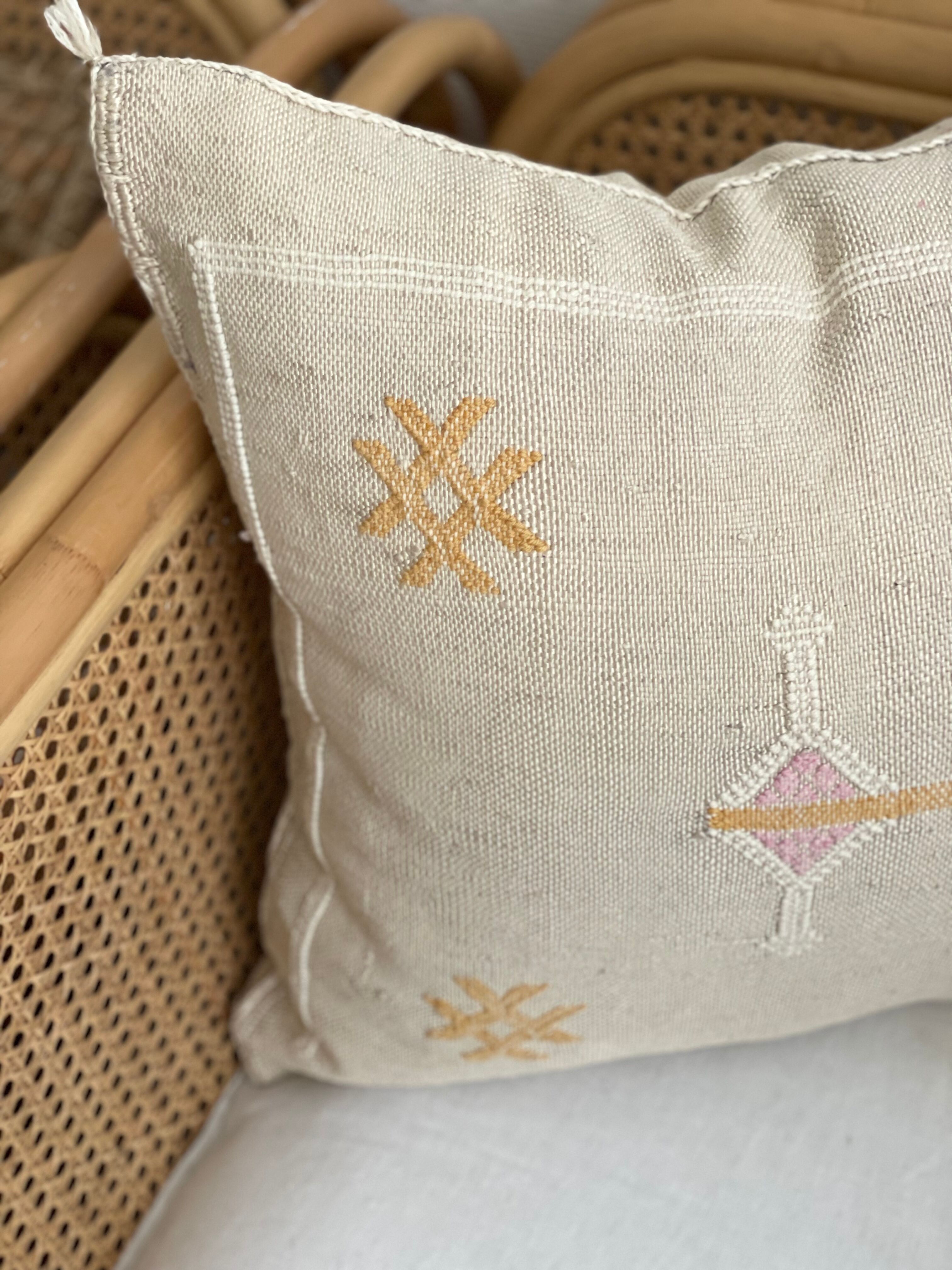 Housse de coussin sabra soie de cactus beige lin