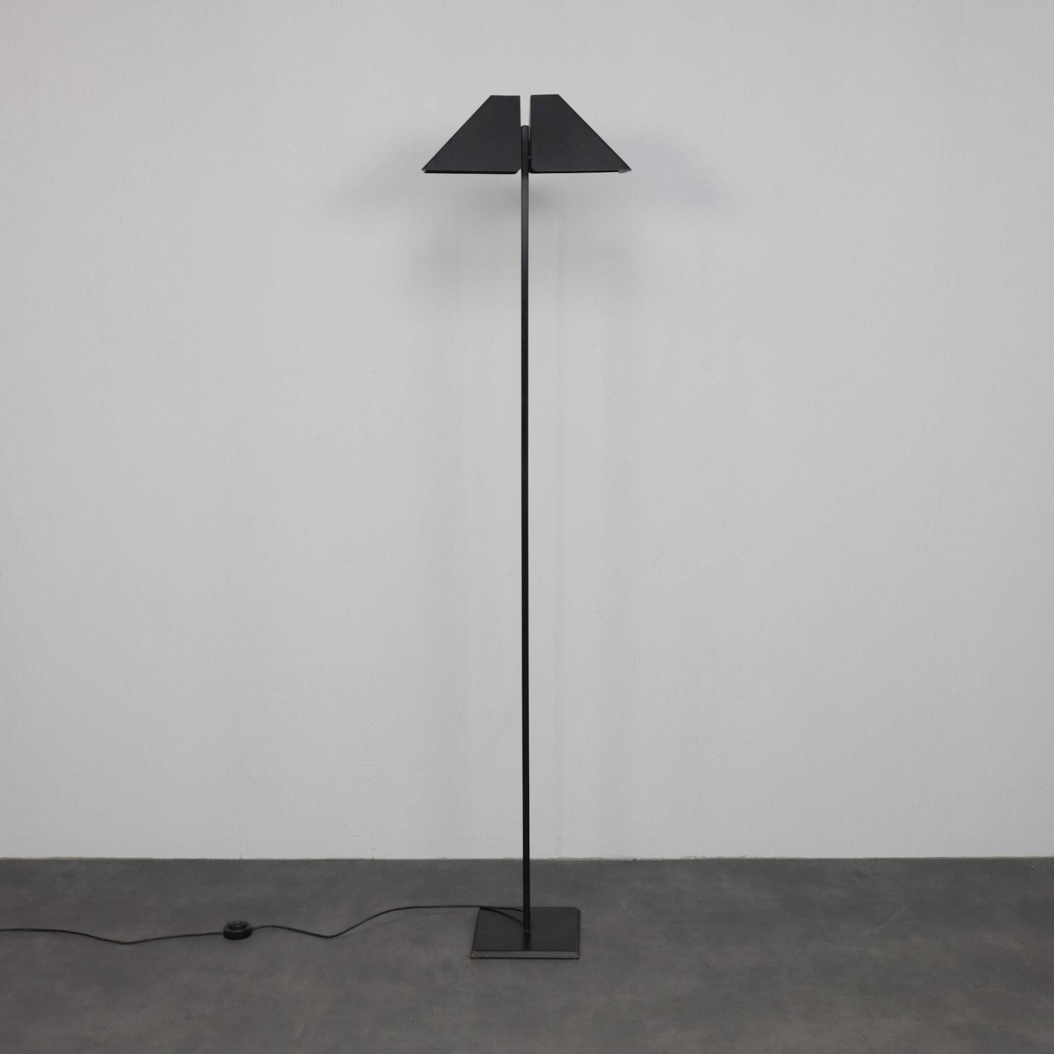 Rare Italian Floorlamp, 1980’s