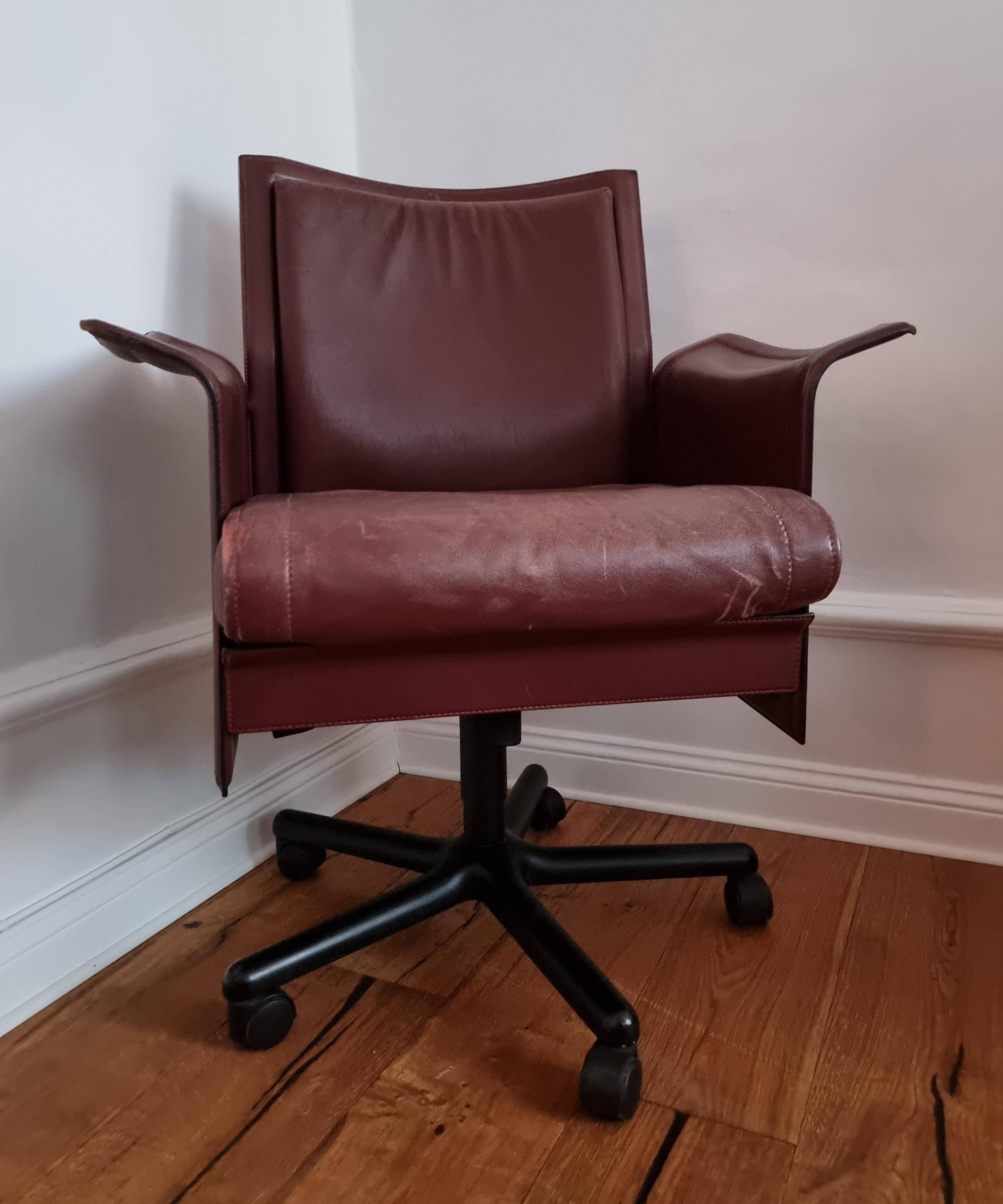 Tito Agnoli, swivel office chair "Korium" for Matteo Grassi, Post-Modern / Italy