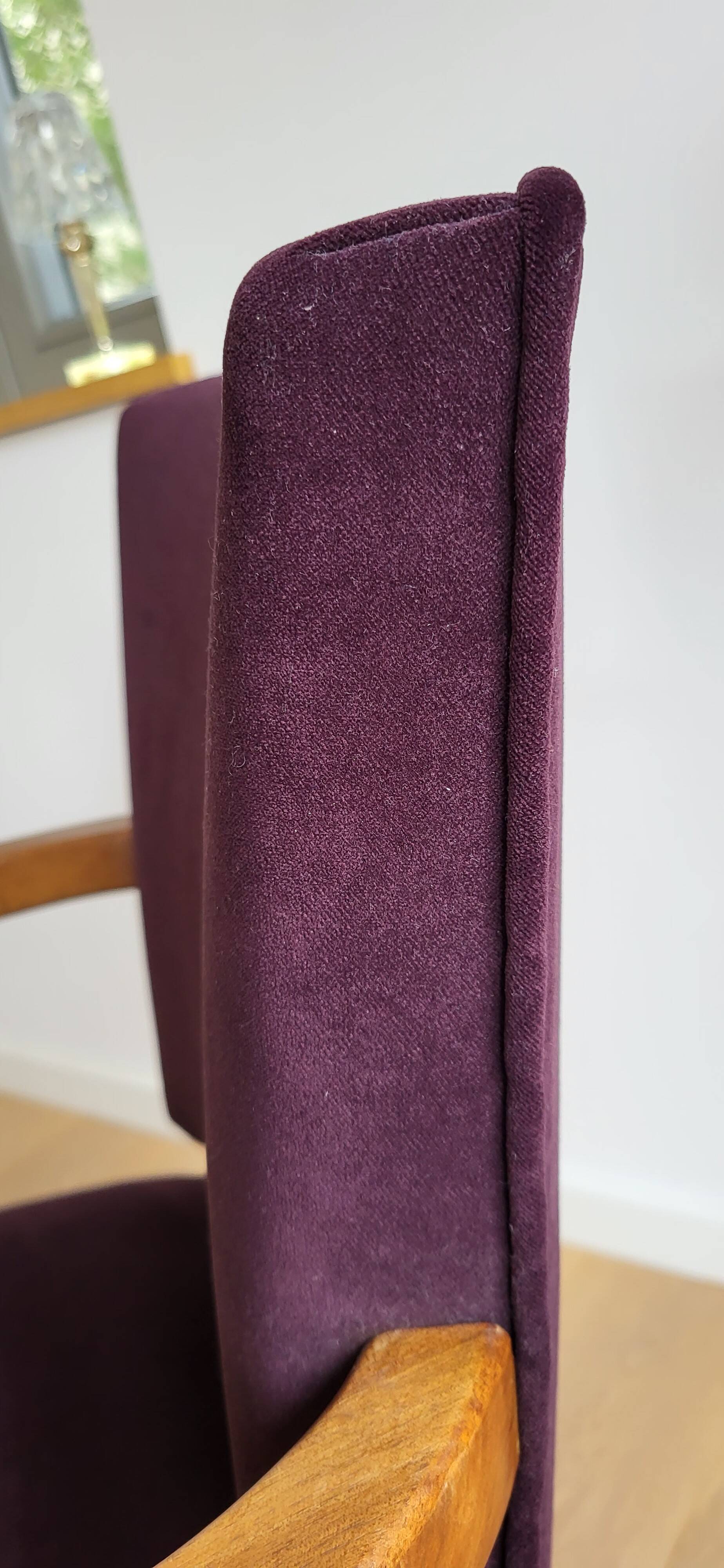 Paire de fauteuils Bridge, velours aubergine