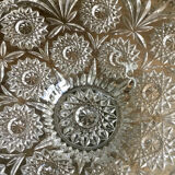 Coupe à fruits en verre ciselé