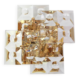Magnificent crystal wall light by Kinkeldey, Germany, 1970s.