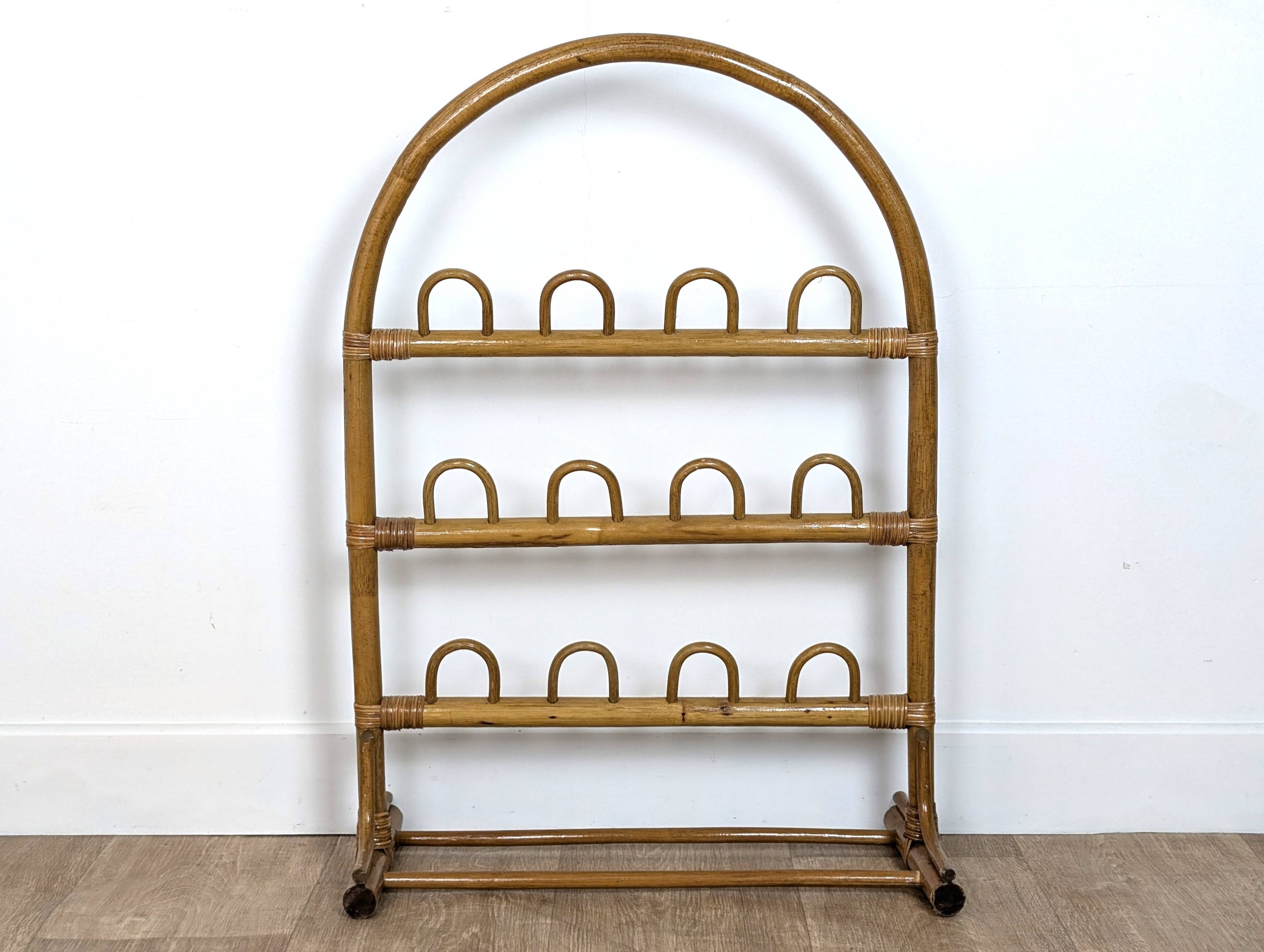 Rattan shoe rack