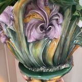 Pot cover on stand