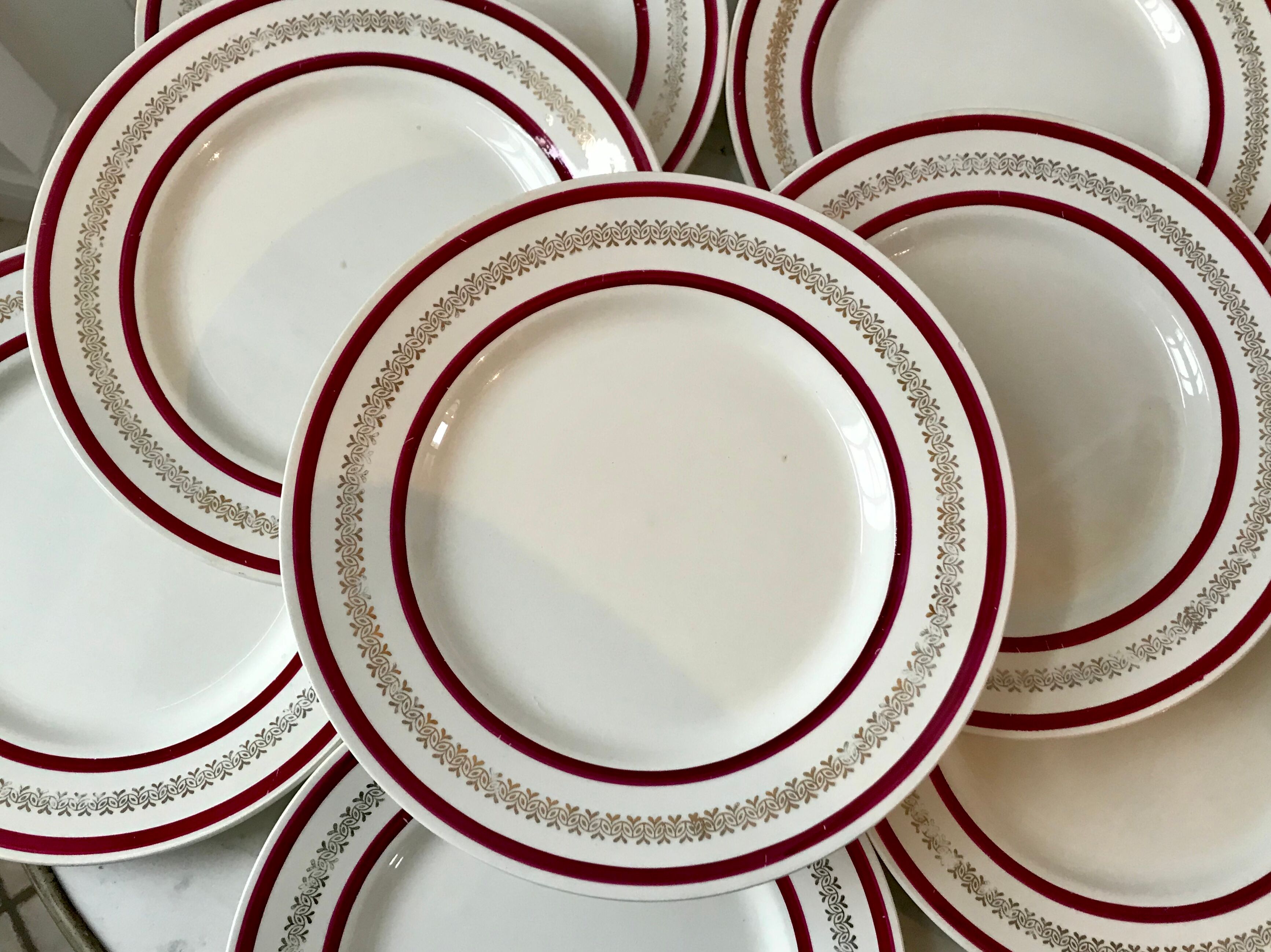 Set of 8 flat plates Gien 50s
