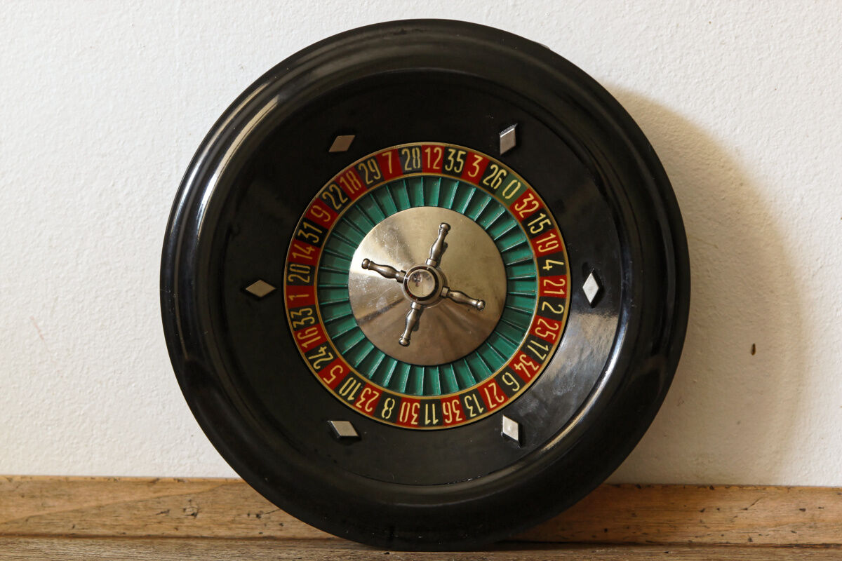 Bakelite roulette