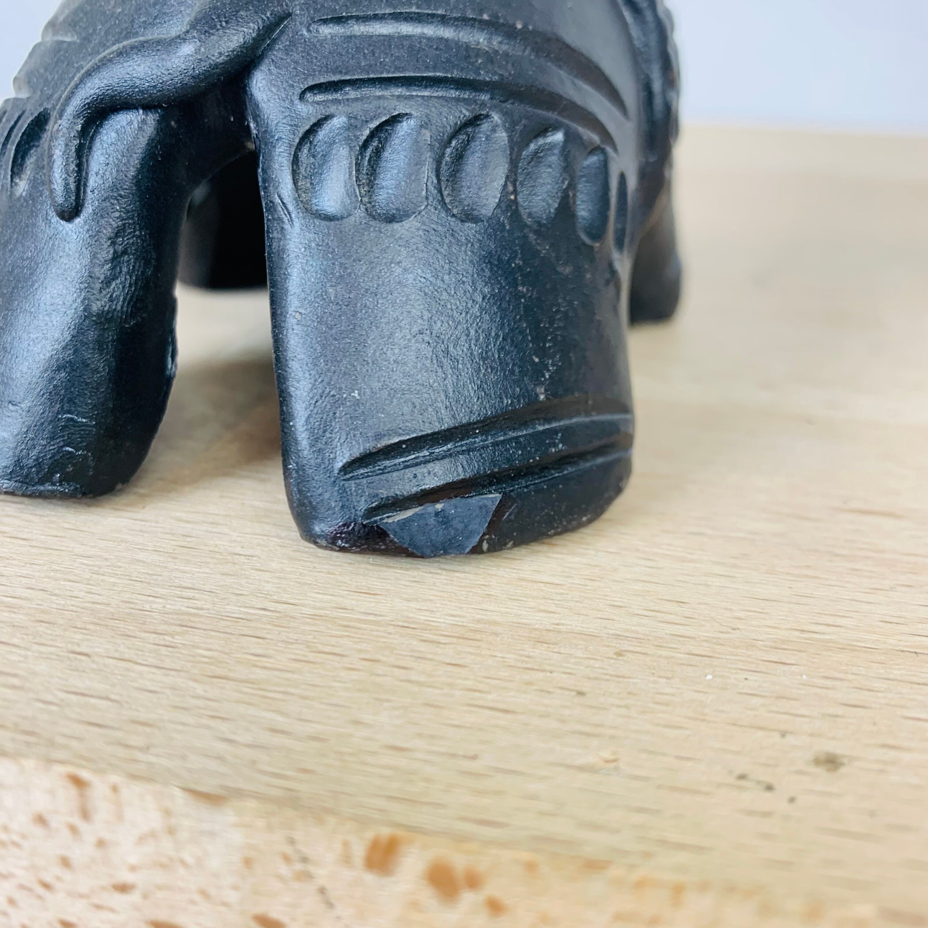 Black elephant candle holder