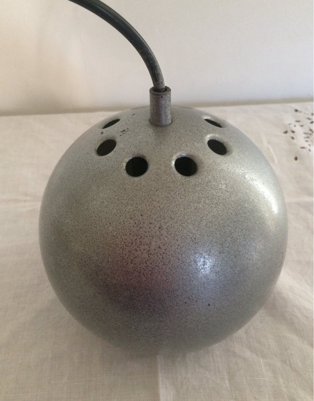 Vintage beef-eye hanging lamp