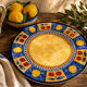 Assiette décorative Ligne Hôtesse signée Palluy – Citrons & Cerises