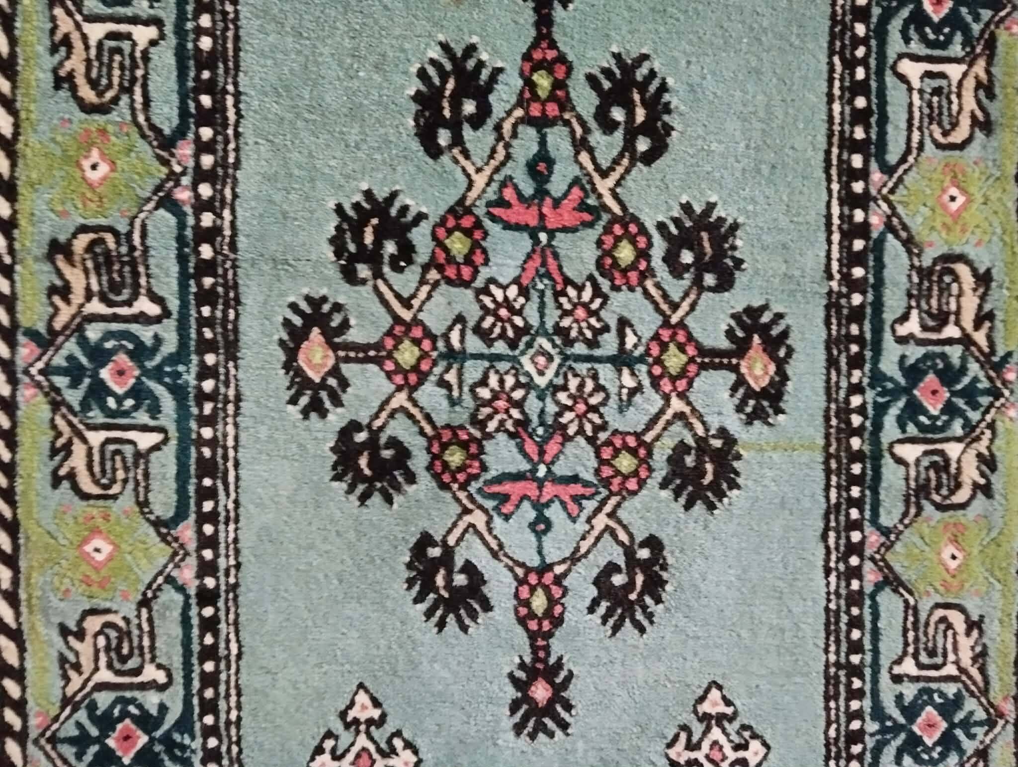 Handmade Kairouan Berber rug 163x66cm