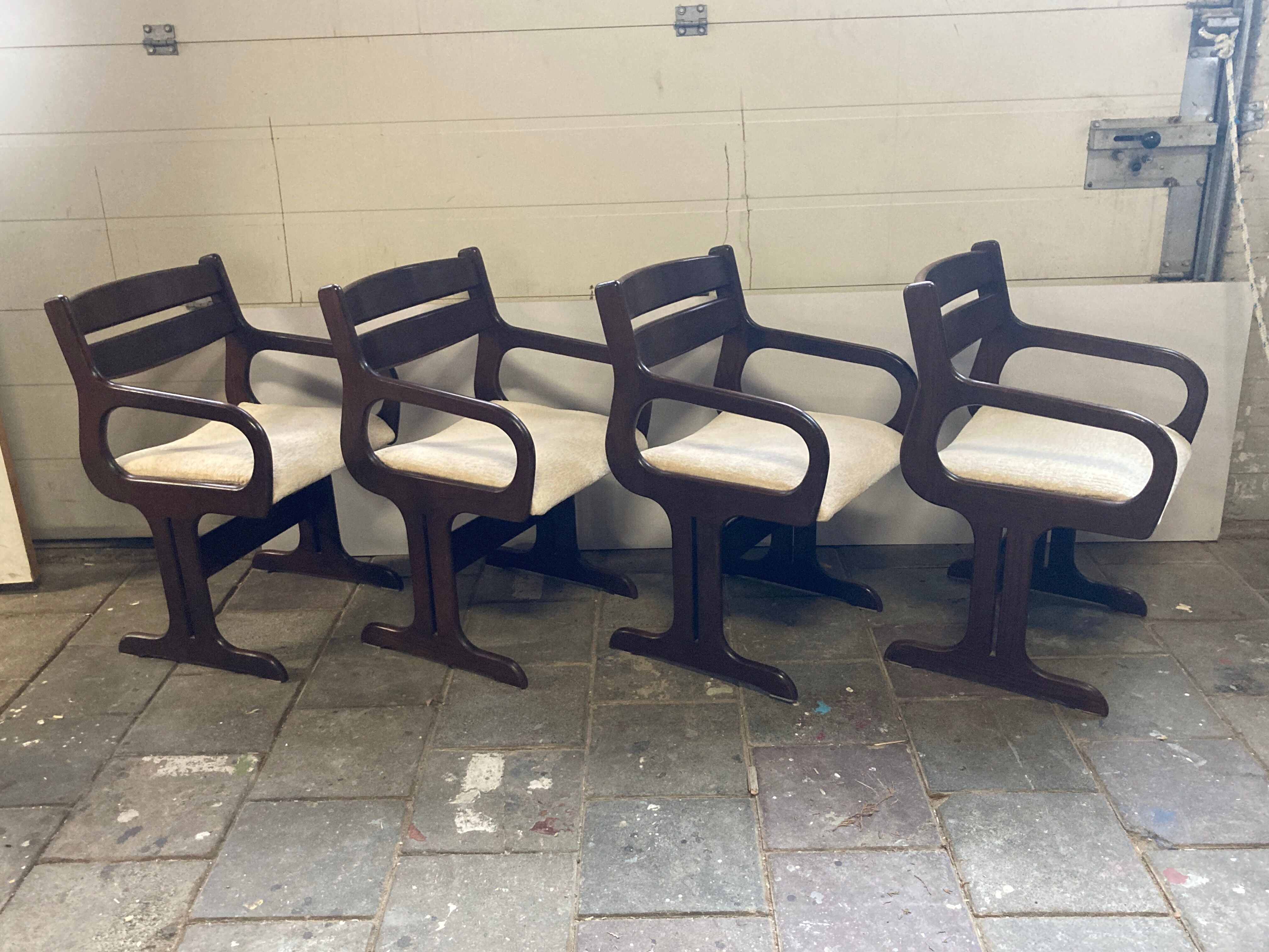 4 chaises de salle à manger biologiques des années 1960 en bois de wengé, époque spatiale hollandaise ou danoise