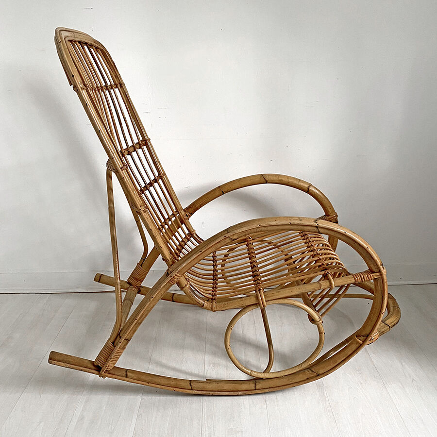 Rocking-chair in vintage rattan 60's