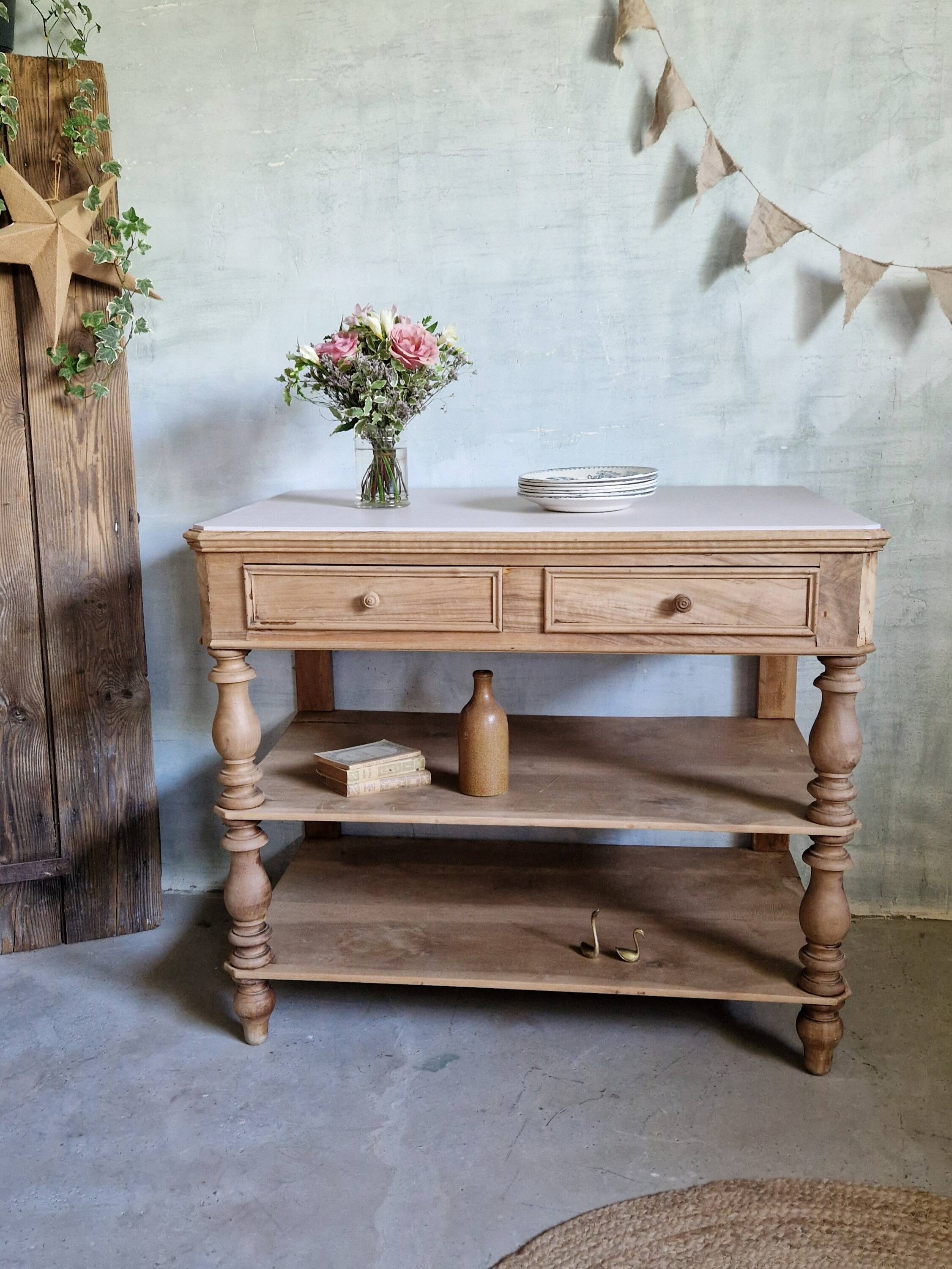 Beautiful draper style console/table