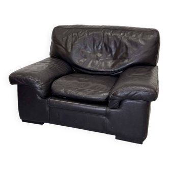 Vintage Ligne Roset armchair – Model Soleil Noir (1990) – Black leather