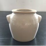 Beige stoneware pot