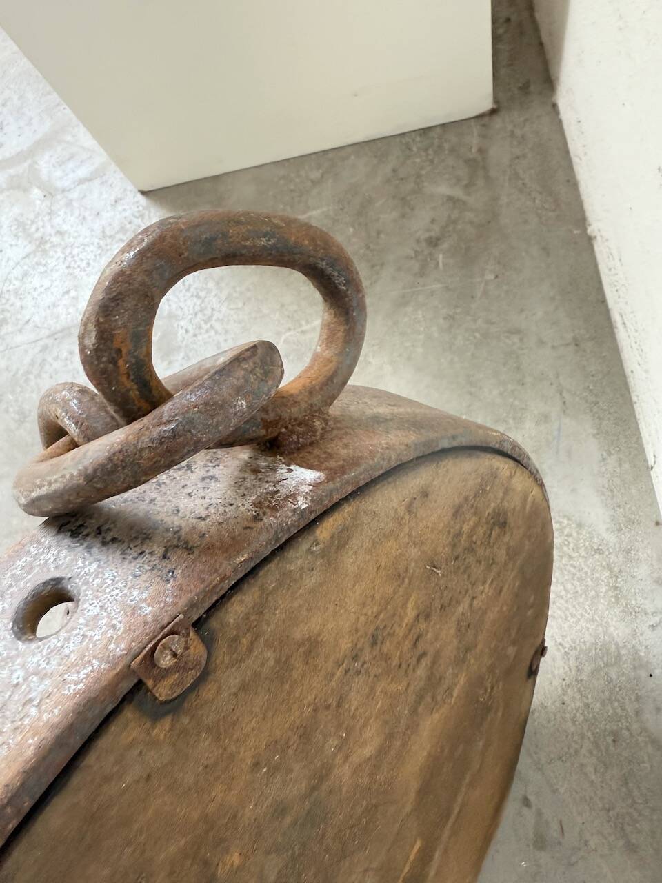 Brutalist mirror with metal chain from the 50s