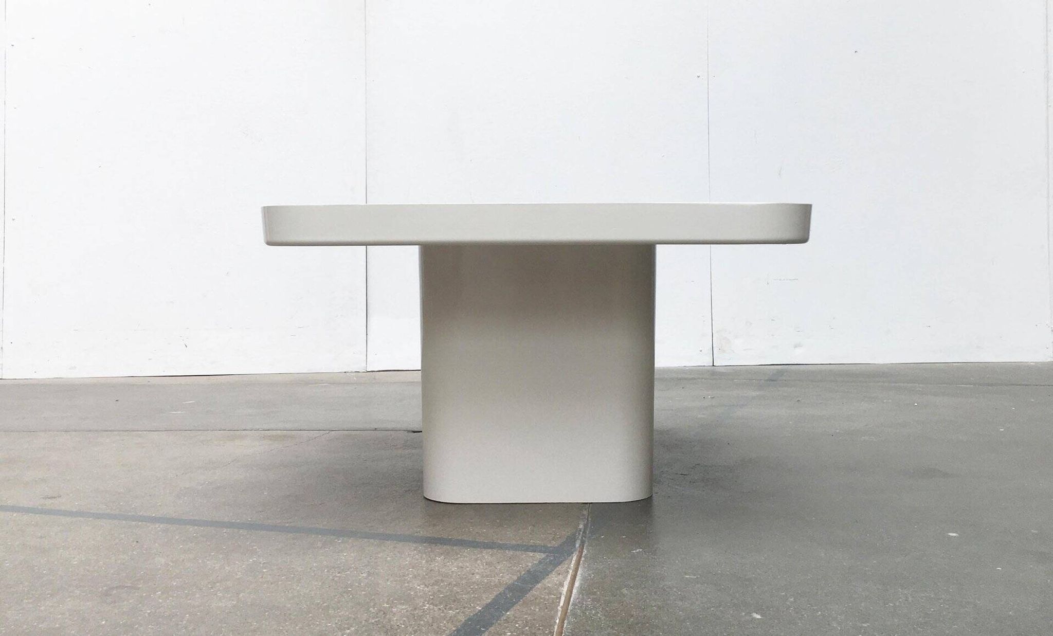 Table Basse Allemande du Milieu du Siècle par Peter Ghyczy
