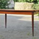 Table teck de type scandinave